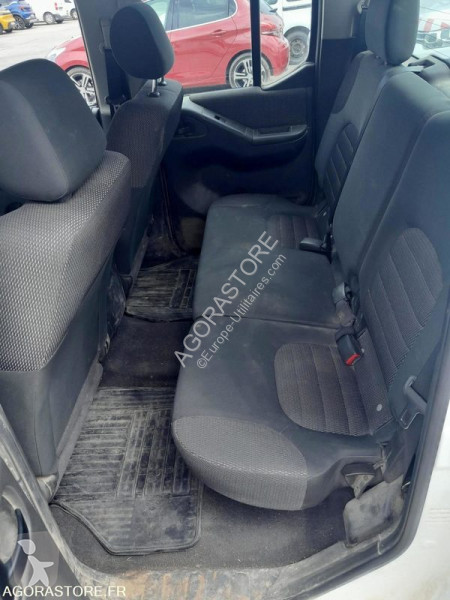 Véhicule utilitaire Nissan NAVARA