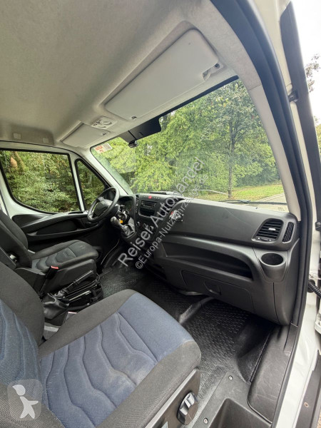 Bedrijfswagen Iveco 35 S 12/13 Kühlkoffer.LBW....
