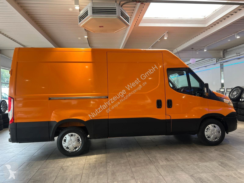 Bedrijfswagen Iveco 35-160...