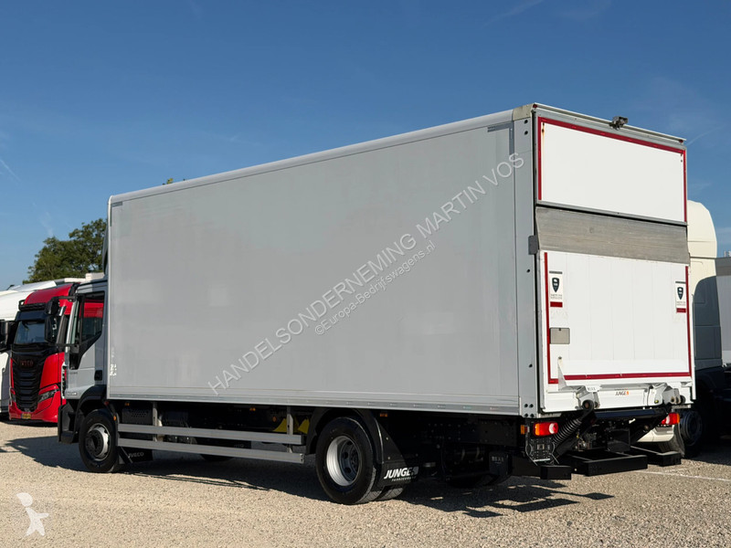 Furgoneta Iveco ML