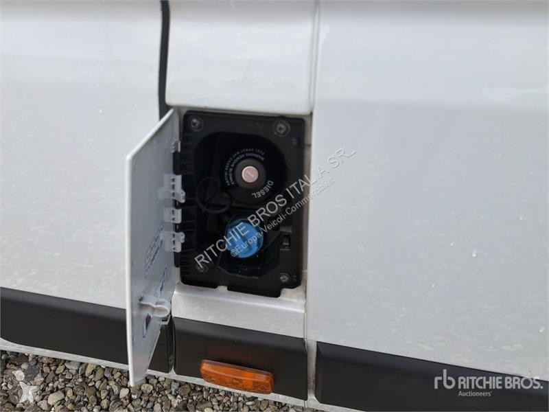 Véhicule utilitaire Opel 2.2