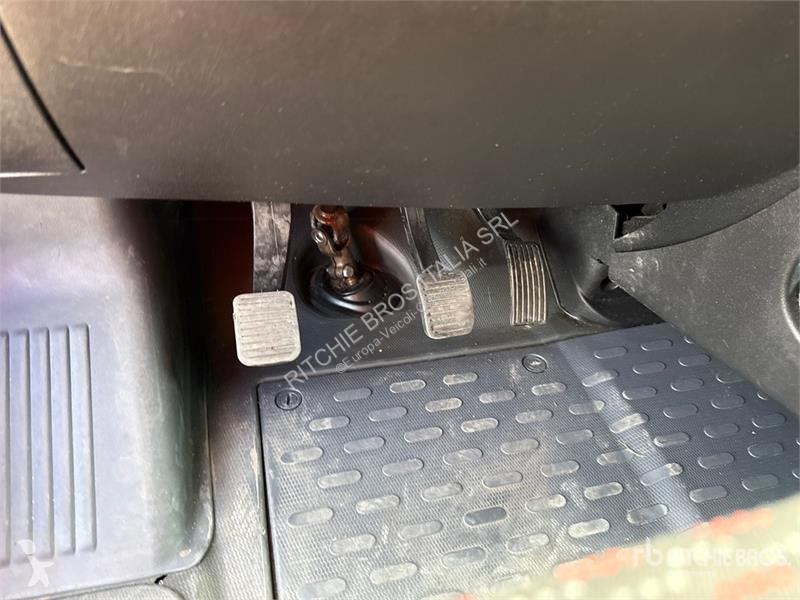 Véhicule utilitaire Opel 2.2