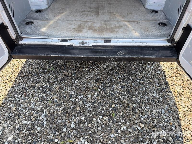 Véhicule utilitaire Opel 2.2 103 KW KA L4H2