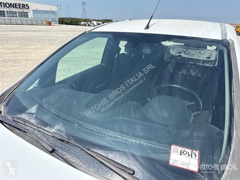Véhicule utilitaire Ford