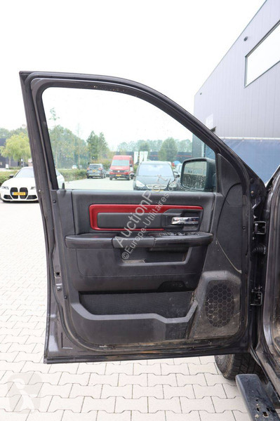 Véhicule utilitaire Dodge Ram1500