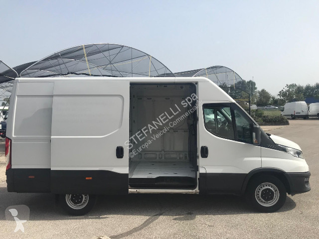 Furgoneta Iveco DAILY 35S14 V FURGONE