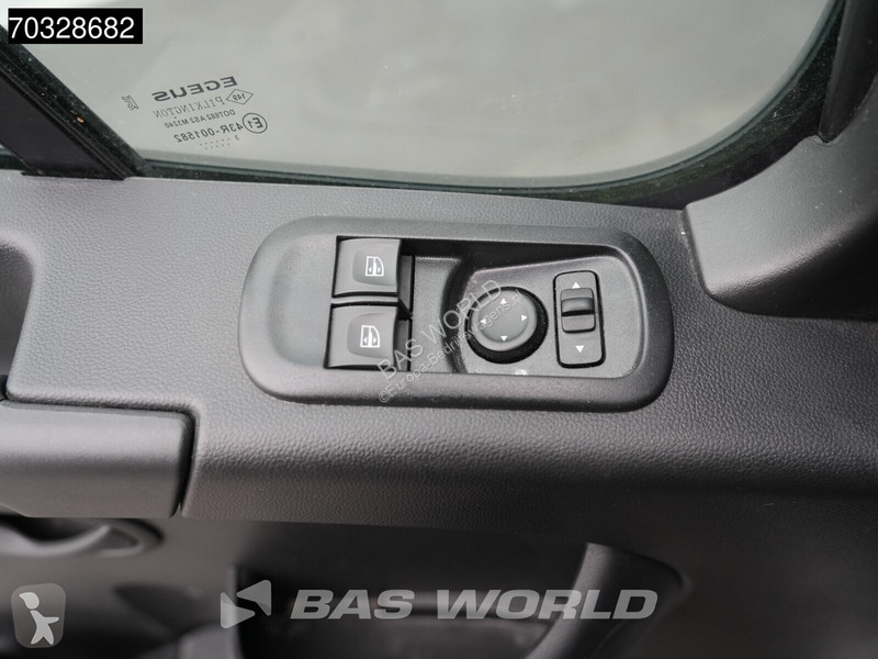 Užitkové vozidlo Renault L3H2 LED Airco Cruise...