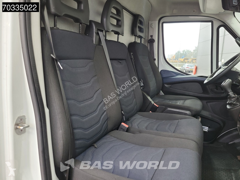 Véhicule utilitaire Iveco 72C18 3.0L 1000KG...