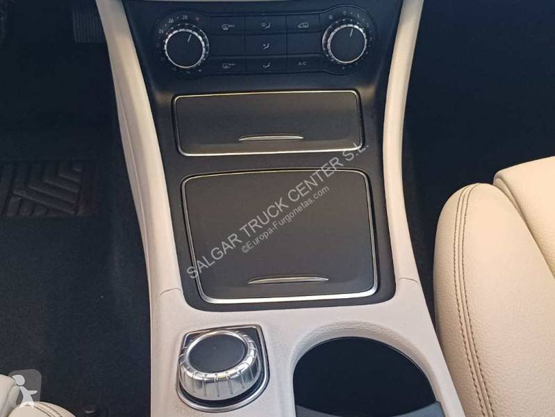 Furgoneta Mercedes