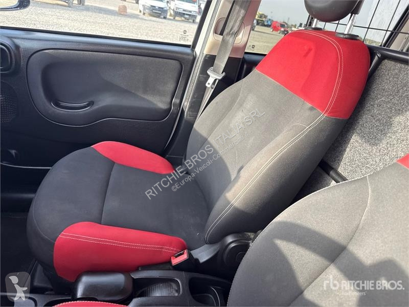 Комерційні автомобілі Fiat Cargo Van