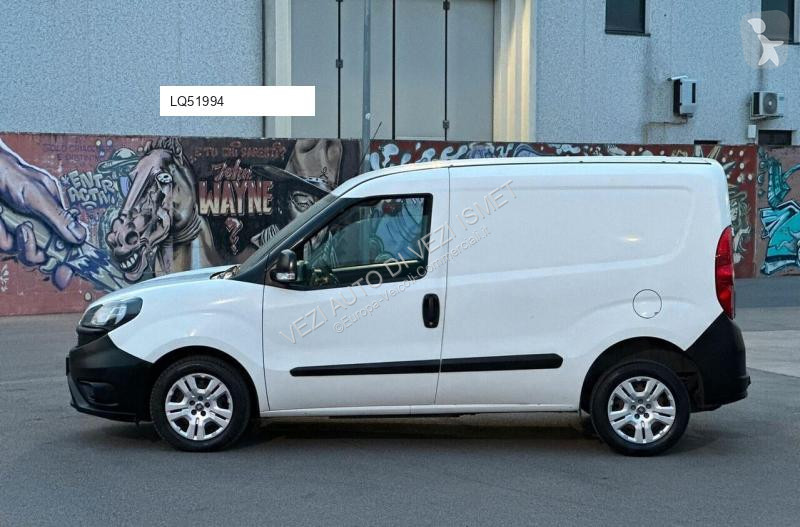 Лекотоварен автомобил Fiat DOBLO