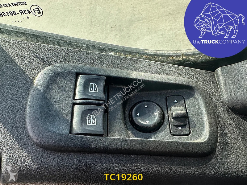 Лекотоварен автомобил Renault