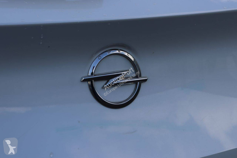 Furgoneta Opel