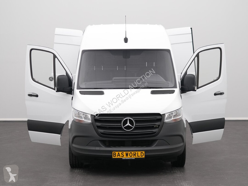 Лекотоварен автомобил Mercedes 315 CDI