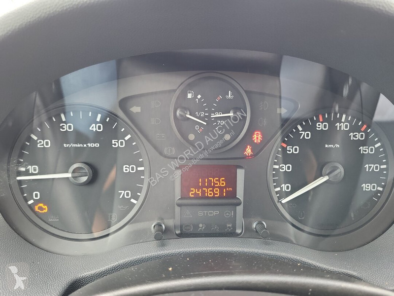 Furgoneta Peugeot 128pk