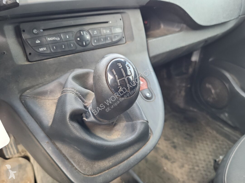Furgoneta Renault 75PK