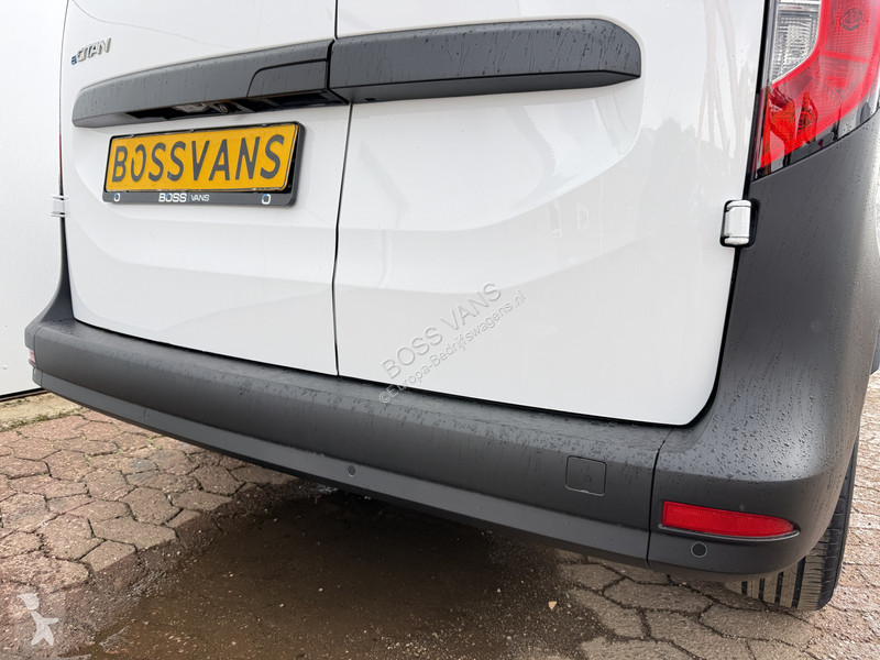 Лекотоварен автомобил Mercedes Pro 51kWh 122PK...