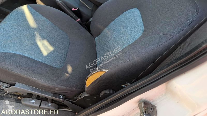Лекотоварен автомобил Fiat DOBLO