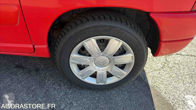 Лекотоварен автомобил Citroën BERLINGO