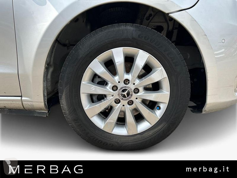 Furgoneta Mercedes 116 cdi compact tourer auto...