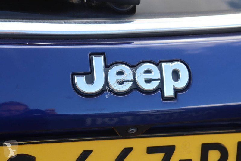 Furgoneta Jeep