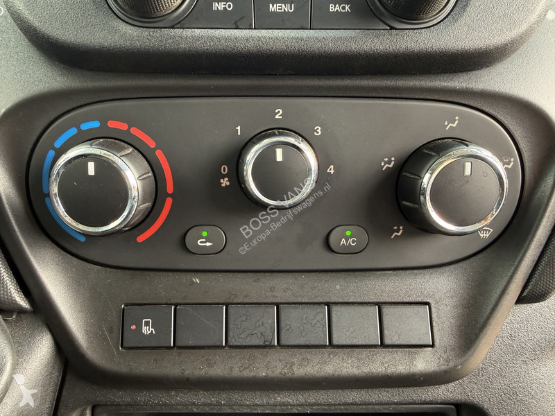 Furgoneta Iveco 35S14 2.3 352 L2H2 Airco Cruise...