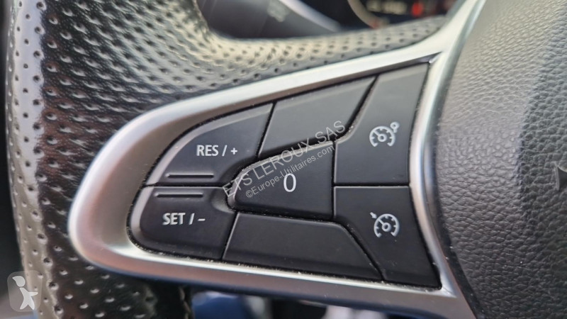 Veículo utilitário Renault CLIO V