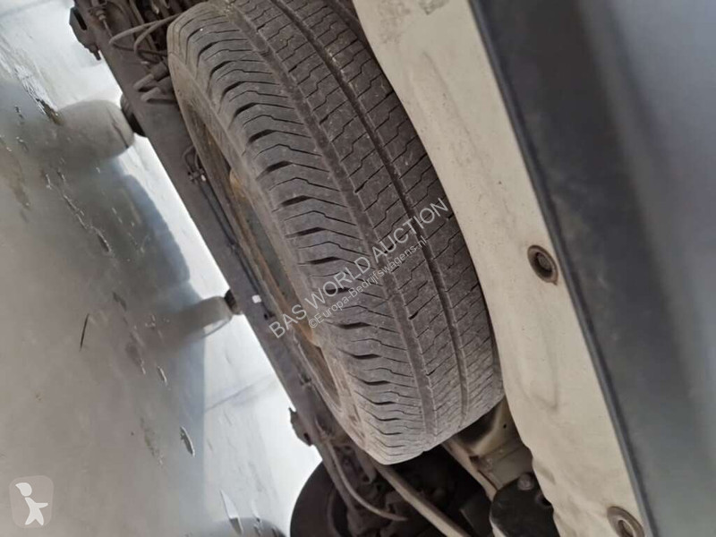 Užitkové vozidlo Ford 300 2.0 TDCI L2H1 Trend...