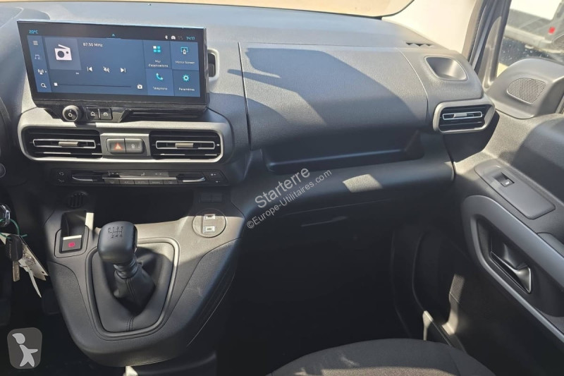 Véhicule utilitaire Citroën  BERLINGO CABINE...