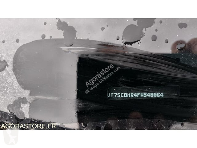 Коммерческий автомобиль