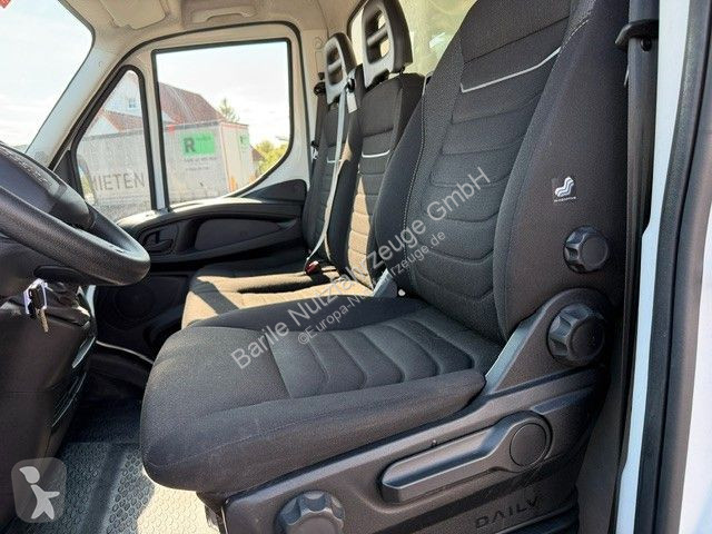Veículo utilitário Iveco 35C16