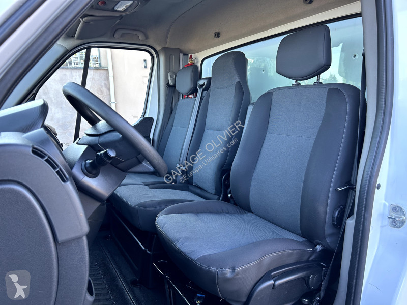 Коммерческий автомобиль Renault Benne F3500 L2...