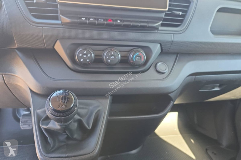 Véhicule utilitaire Renault  TRAFIC FOURGON