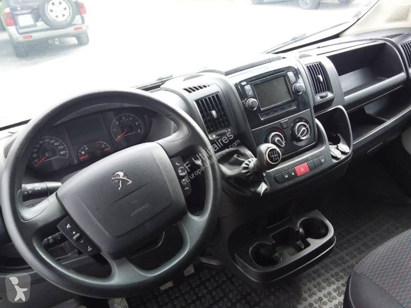 Furgoneta Peugeot 2,0L HDI 130
