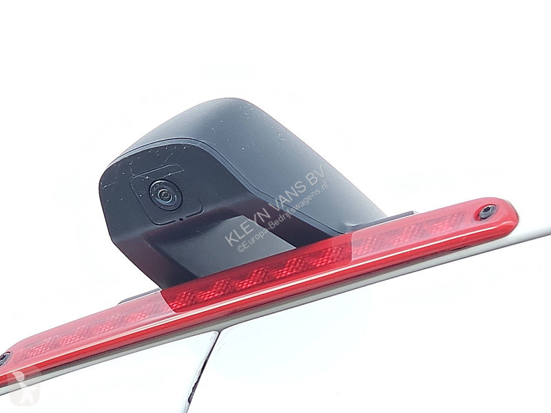 Furgoneta Mercedes 311 L2H2 Dubbele Cabine!