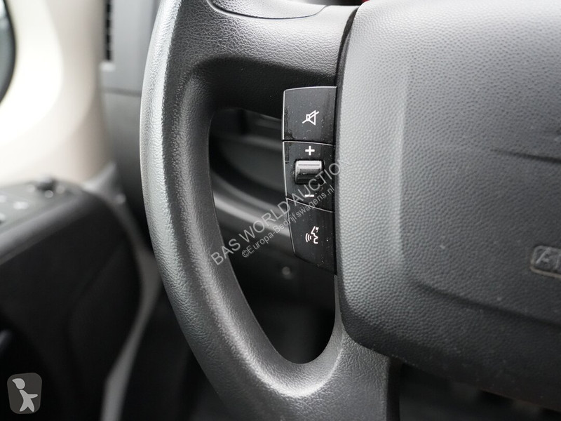 Furgoneta Peugeot 140PK