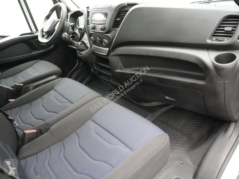 Furgoneta Iveco 35C16