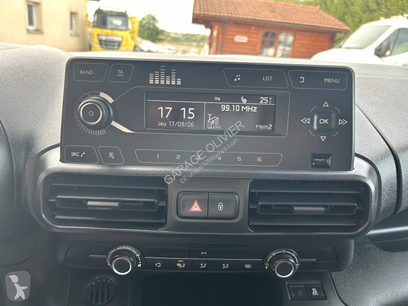 Užitkové vozidlo Citroën M 1000KG 1.5 Bluehdi...