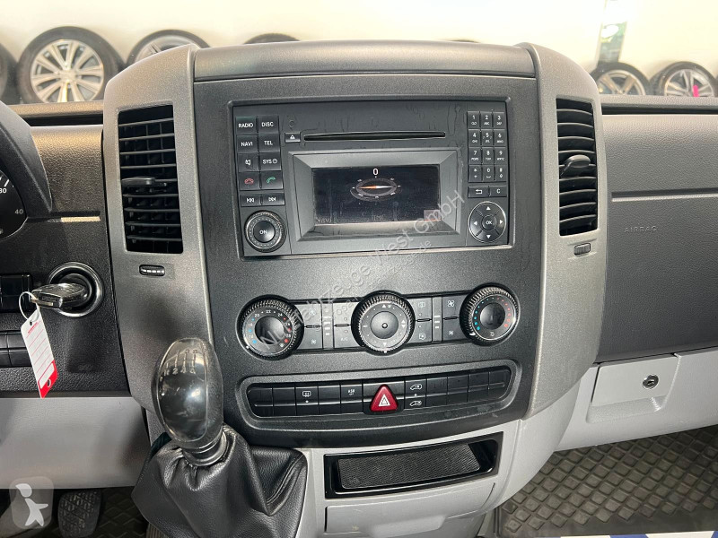 Veículo utilitário Mercedes 215/316 CDI...