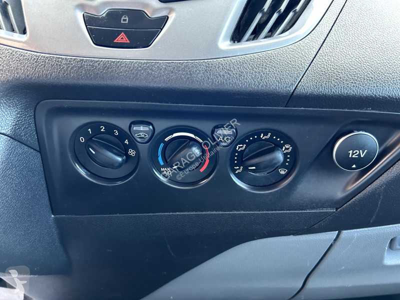 Véhicule utilitaire Ford 290 L1H1 2.0 TDCI 130...