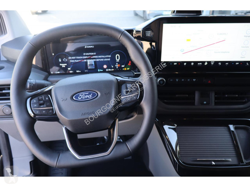 Véhicule utilitaire Ford