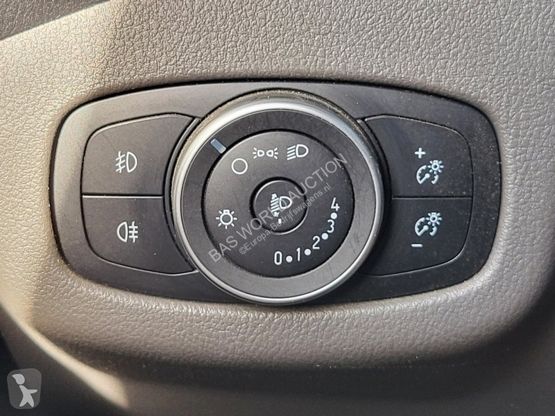 Véhicule utilitaire Ford 1.5 EcoBlue L2 Trend