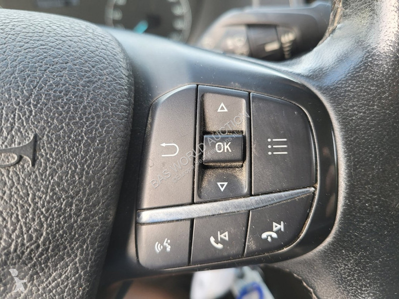 Véhicule utilitaire Ford 280 2.0 TDCI L1H1 Trend