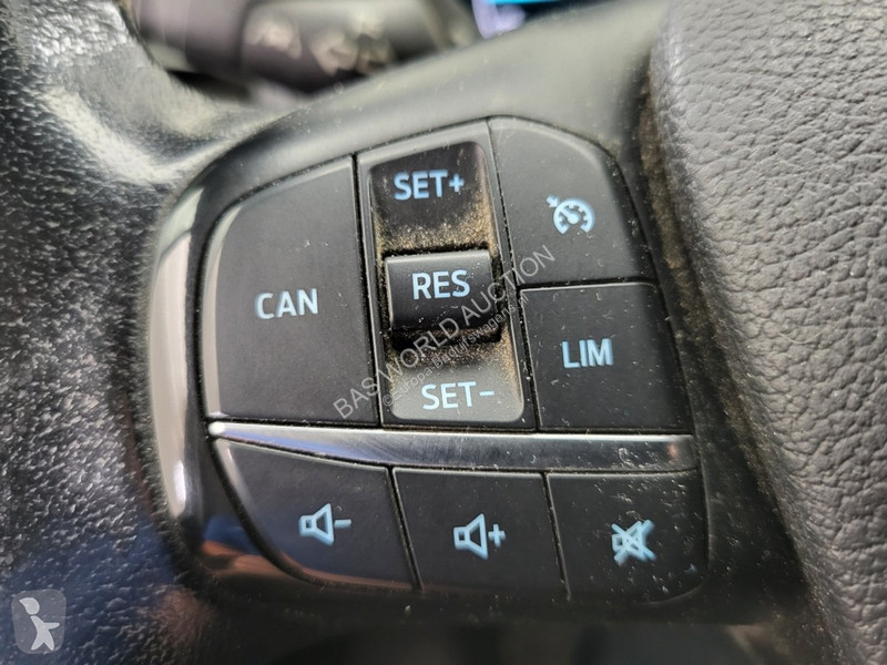 Véhicule utilitaire Ford 300 2.0 TDCI L1H1...
