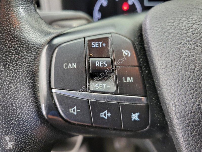 Véhicule utilitaire Ford 300 2.0 TDCI L1H1...