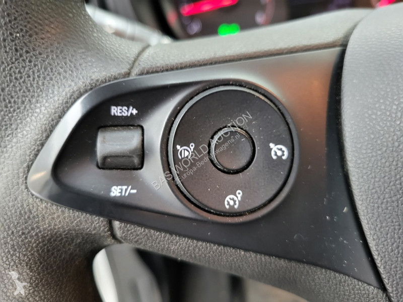 Véhicule utilitaire Opel 1.5D L1H1 Edition