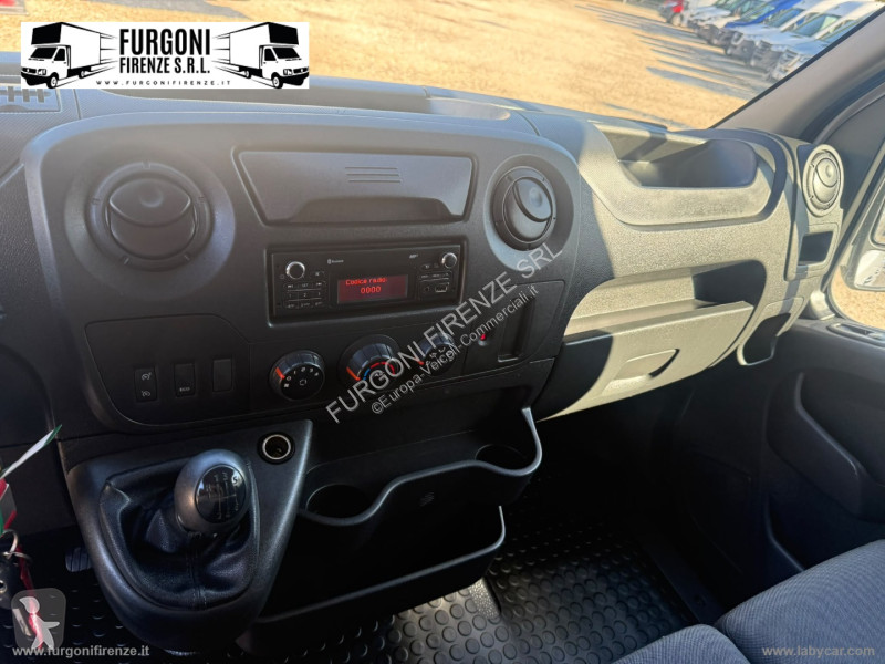 Veicolo commerciale Renault T35 2.3 dCi/130 TP...