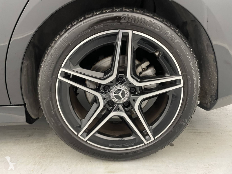 Véhicule utilitaire Mercedes CLA Shooting Brake...