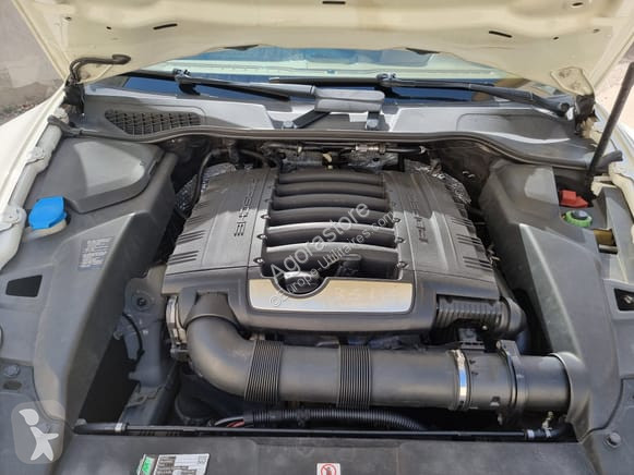 Коммерческий автомобиль Porsche CAYENNE