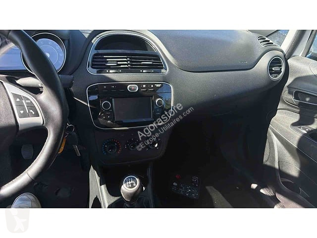 Коммерческий автомобиль Fiat PUNTO